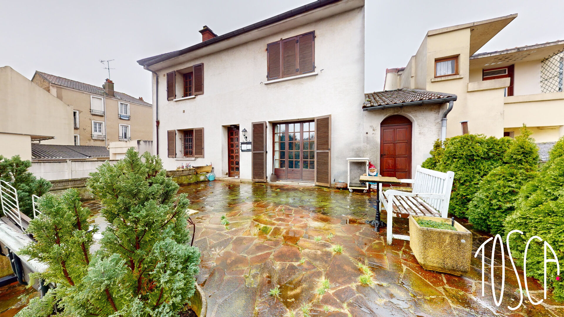 CHOISY-LE-ROI - Maison 7 pièces 212m² utiles - Terrasse - Jardin - Garage - Sous-sol total