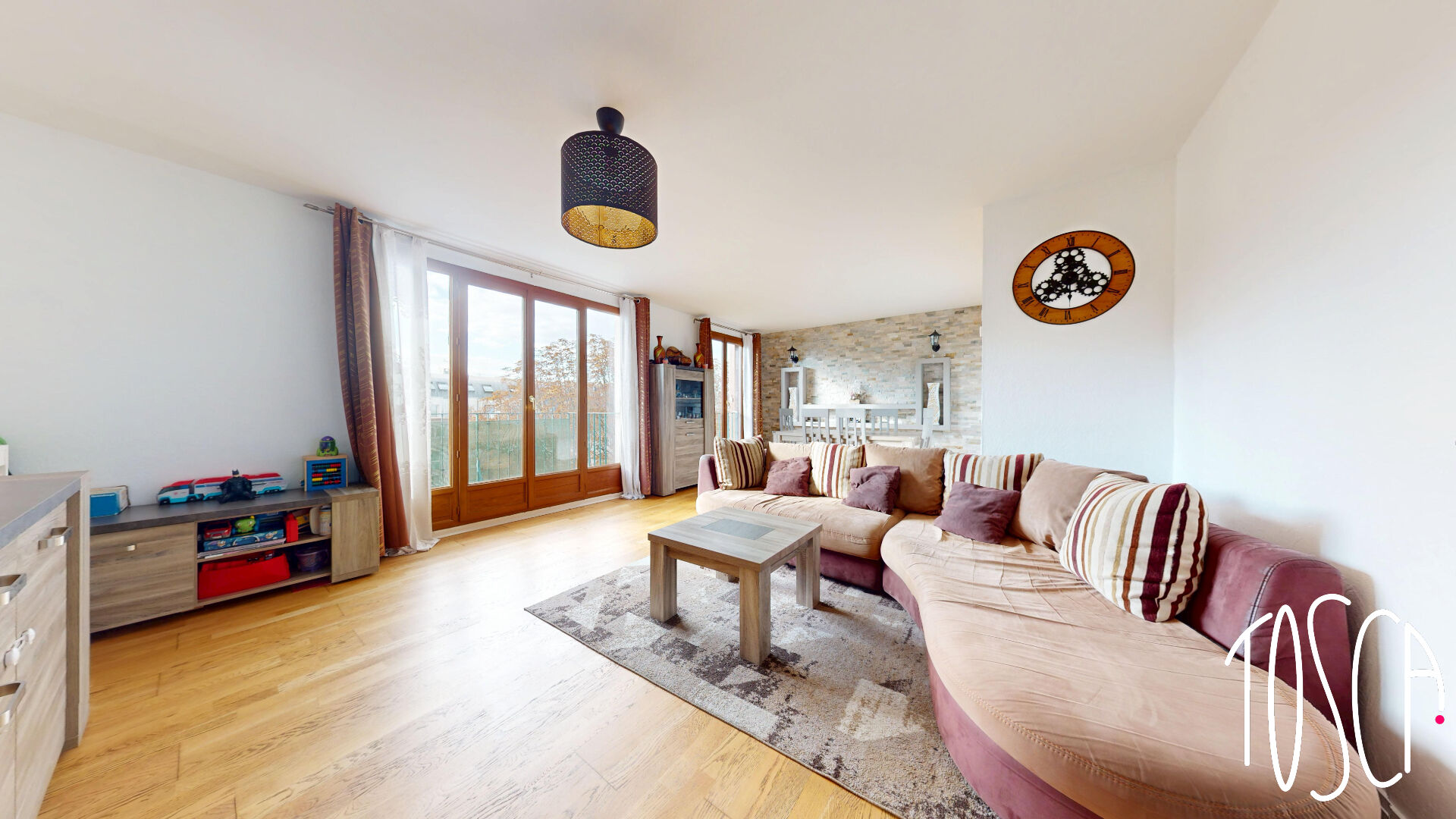 EXCLUSIVITE - CHOISY LE ROI - APPARTEMENT 5 PIECES - DERNIER ETAGE - BOX - TRANSPORTS