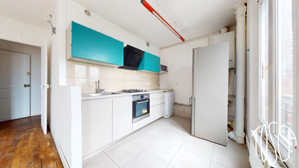 EN EXCLUSIVITE – CHOISY LE ROI – AU PIED DU RER C – 3 PIECES – 57M2 – CAVE - Featured