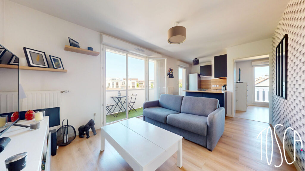 EXCLUSIVITE THIAIS – 2 PIECES – BALCON – PARKING (COPROPRIETE DE 2018) - Featured