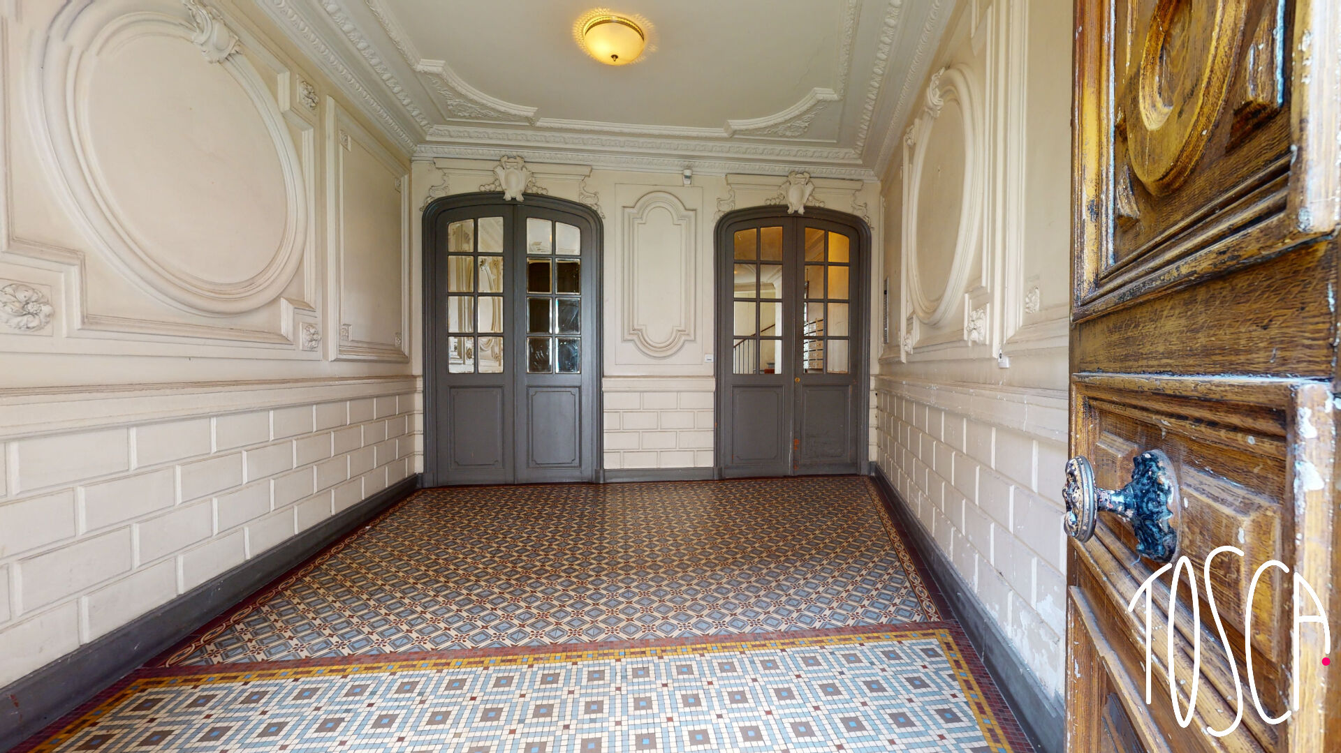 EXCLUSIVITE - PARIS 6ème - JARDIN DU LUXEMBOURG - RUE DE RENNE - STUDIO 14.23m - CAVE - ECOLES - METRO 4 ET 12