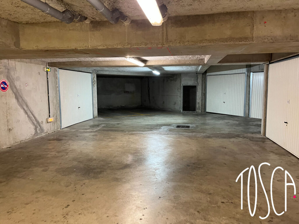 EXCLUSIVITE – THIAIS – ORMESSON – TRES GRAND BOX DE 23M² - Featured