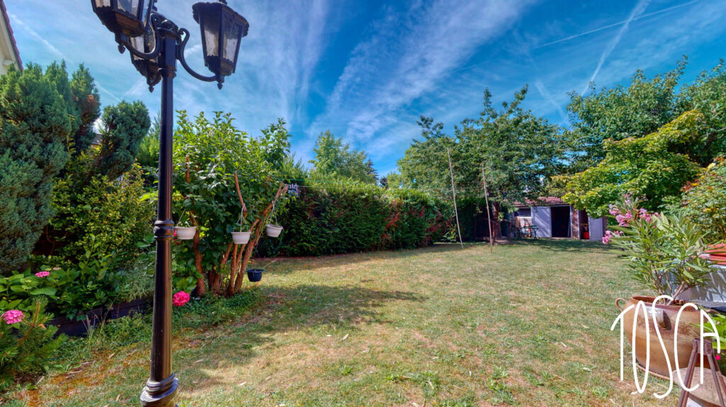 THIAIS – MAISON – 5 PIÈCES – 3 CHAMBRES – CENTRE-VILLE – TERRASSE – JARDIN - Featured