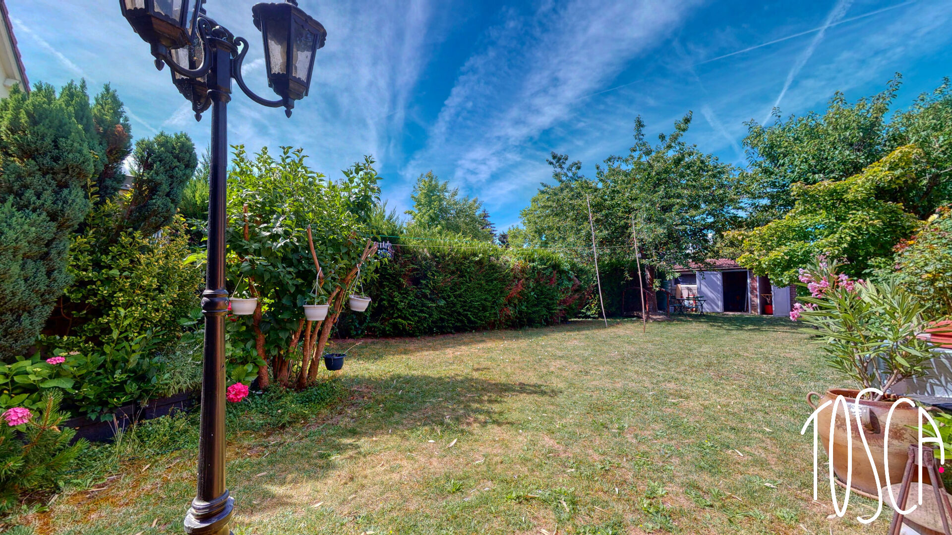 THIAIS - MAISON - 5 PIÈCES - 3 CHAMBRES - CENTRE-VILLE - TERRASSE - JARDIN