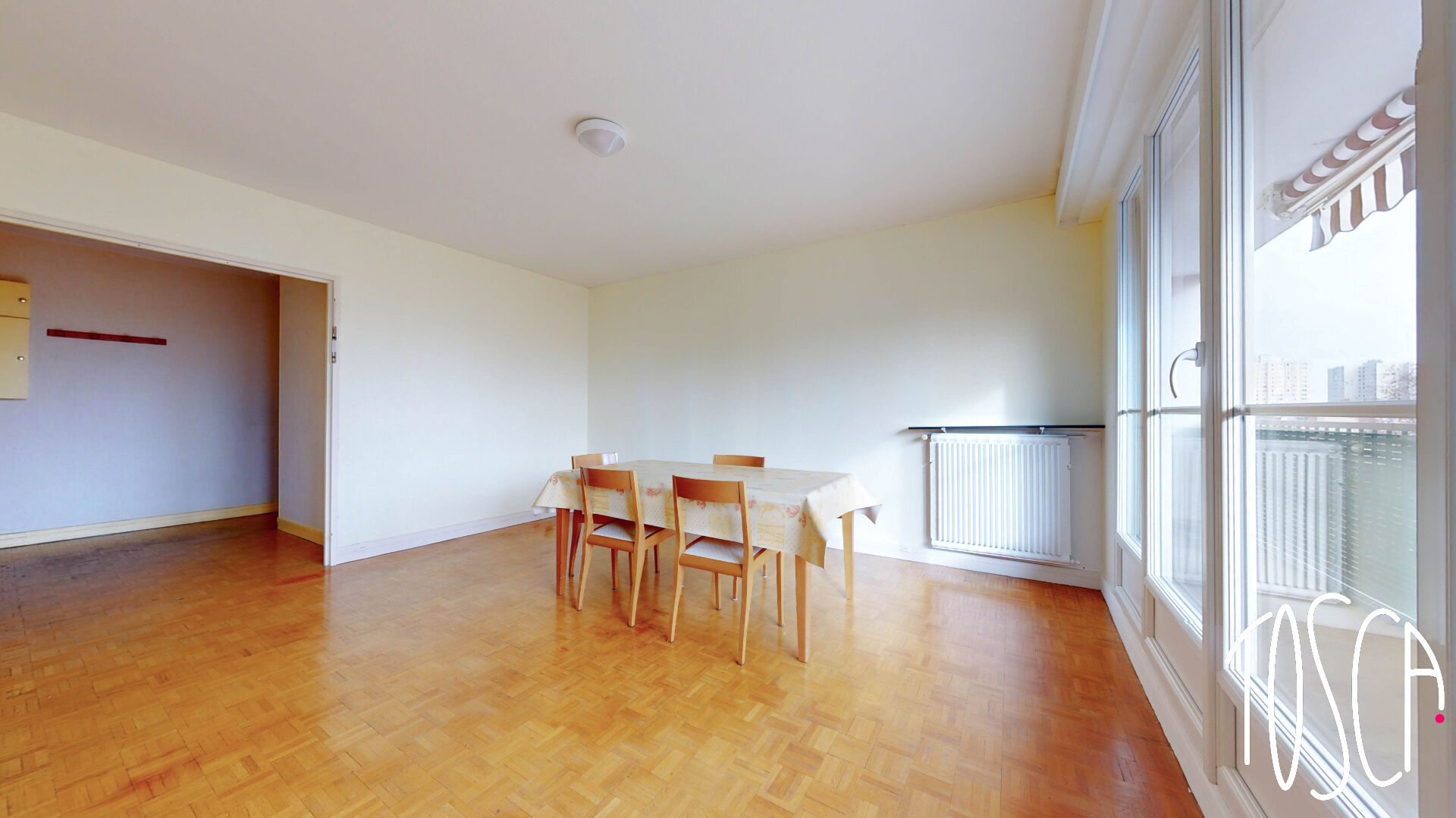 EXCLUSIVITE - CHOISY LE ROI - APPARTEMENT 2 PIECES 55 m² - BALCON - PARKING - CAVE