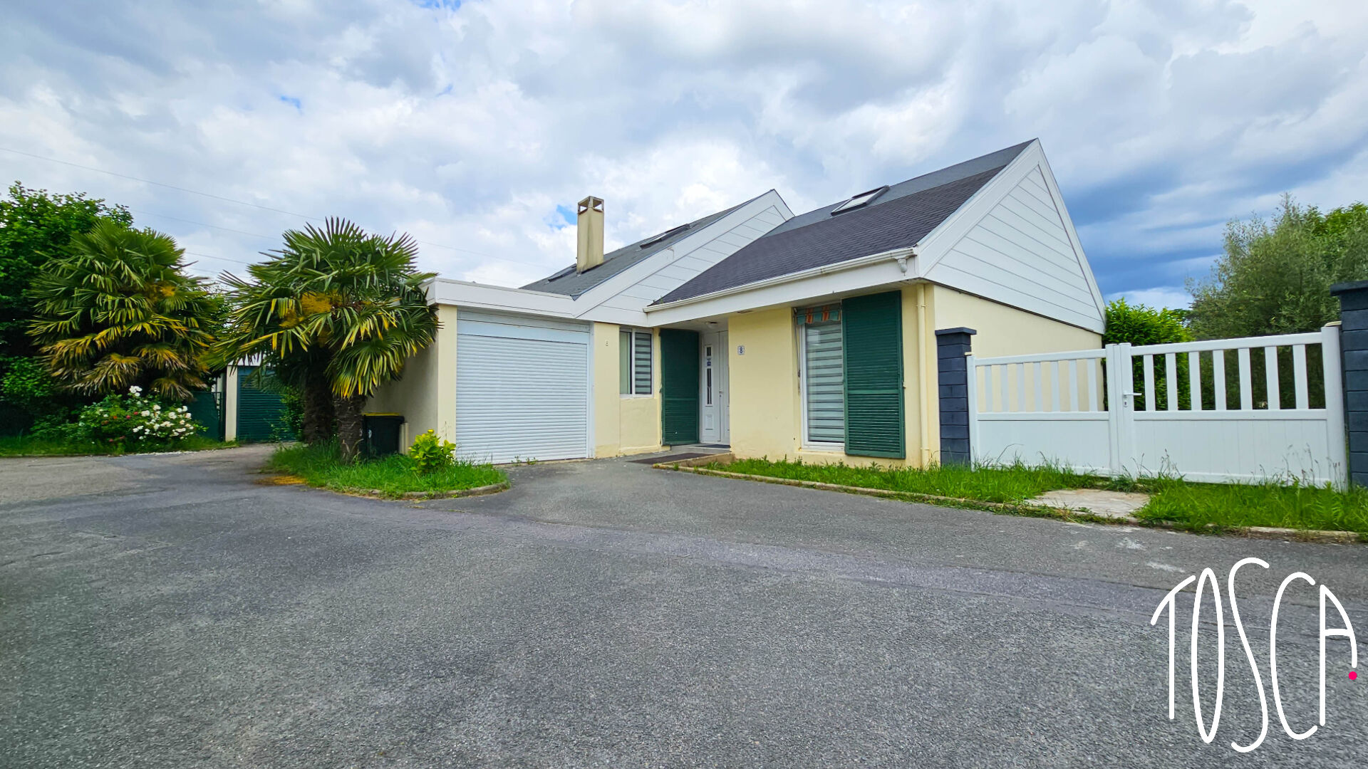 MAISON - THIAIS - 143 m² - TILLEULS - JARDIN - TERRASSE - GARAGE