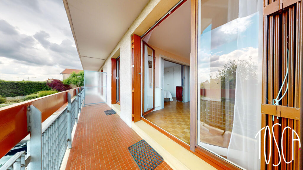EXCLUSIVITE – THIAIS – PROCHE CENTRE VILLE – 3 PIECES DE 69 M² AVEC BALCON + BOX + CAVE - Featured