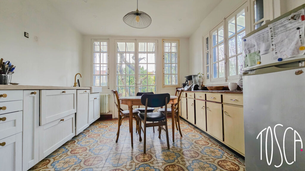 CHOISY LE ROI – MAISON 5 PIECES – CHARME DE L&rsquo;ANCIEN – JARDIN - Featured