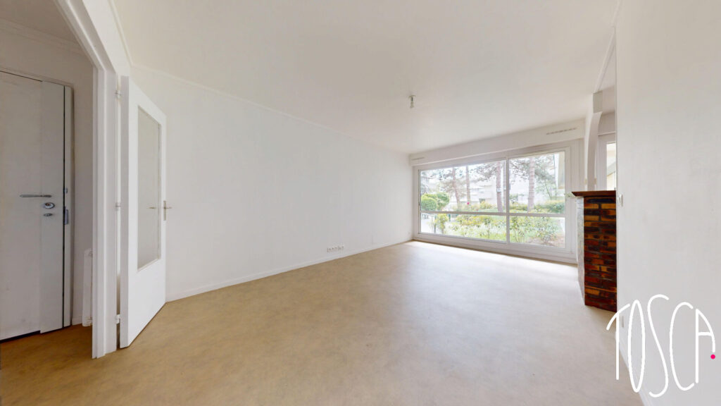 EXCLUSIVITE – THIAIS – APPARTEMENT – 62 m2 – TERRASSE – PARKING – CAVE - Featured