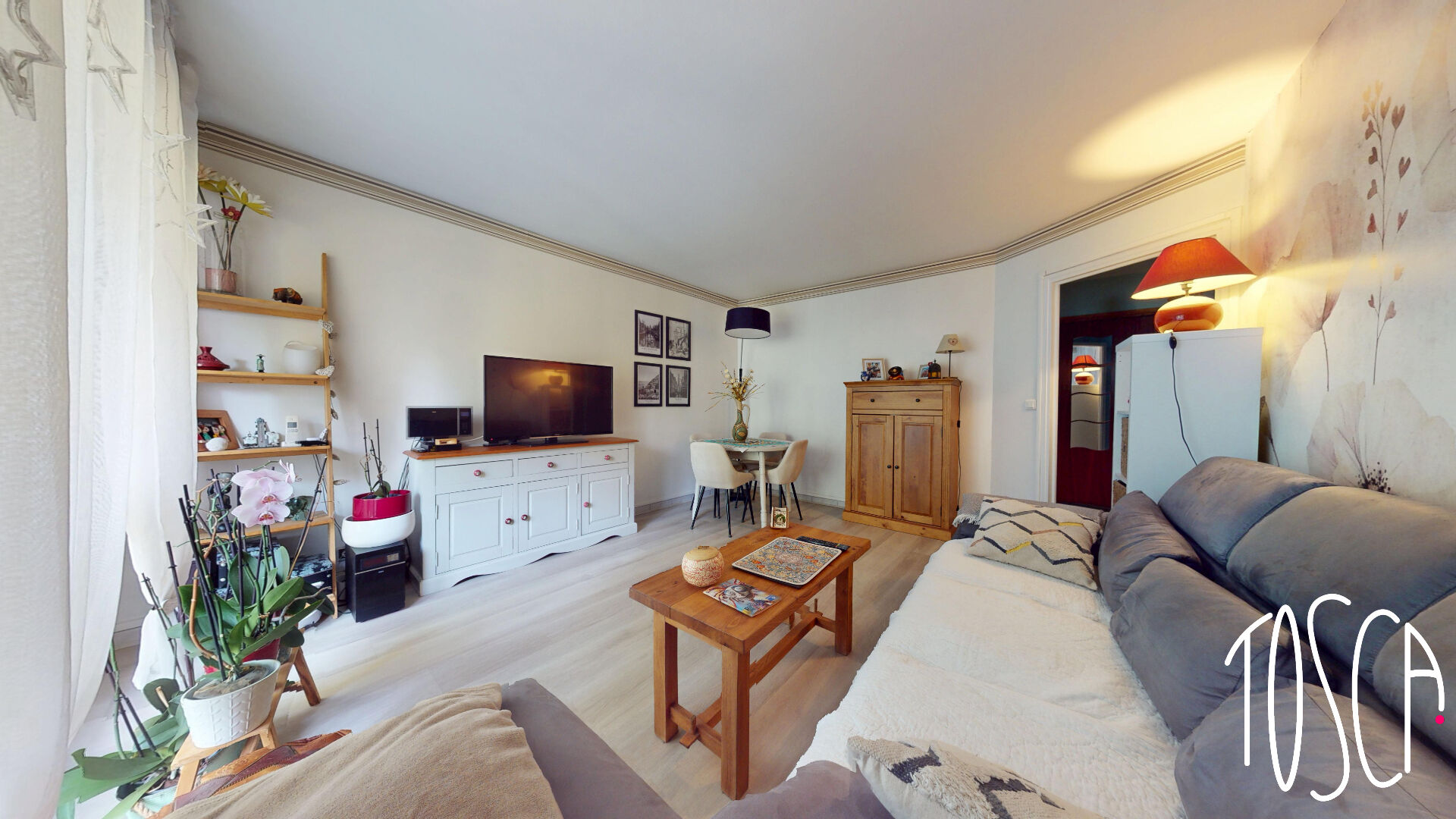 EXCLUSIVITE THIAIS - 2 PIECES 49 m2 + parking et cave - CENTRE-VILLE