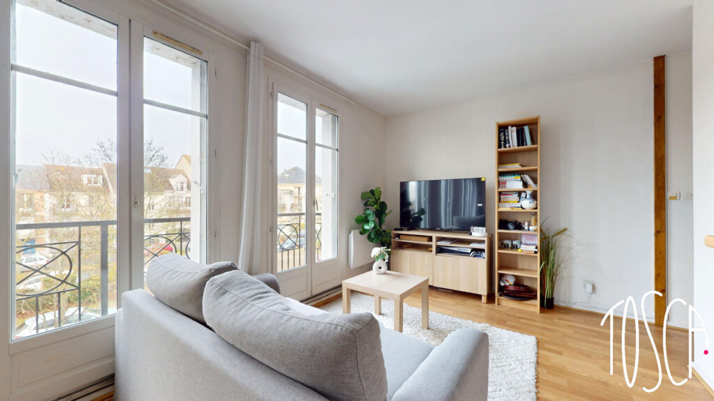 EXCLUSIVITE THIAIS DUPLEX – DERNIER ETAGE – BALCON – PARKING – APOLLONIA - Featured
