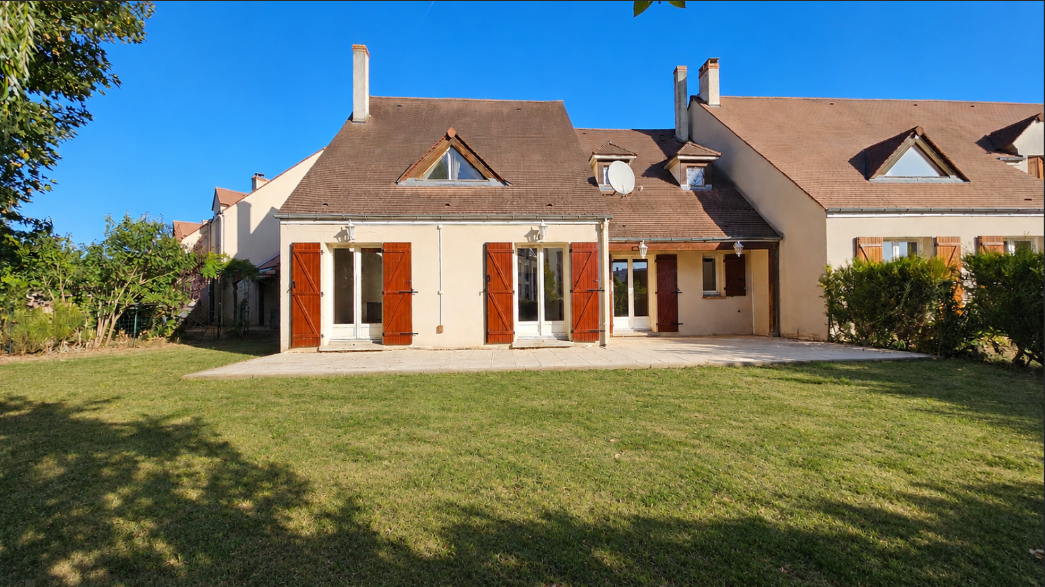 EXCLUSIVITE RUNGIS - MAISON FAMILIALE - PROCHE CENTRE VILLE - 4 CHAMBRES - GARAGE - JARDIN